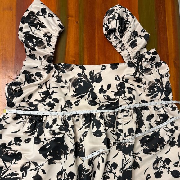 NWT Future Collective Floral A Line Ruffle Sleeve Midi Dress 4X - Picture 5 of 6